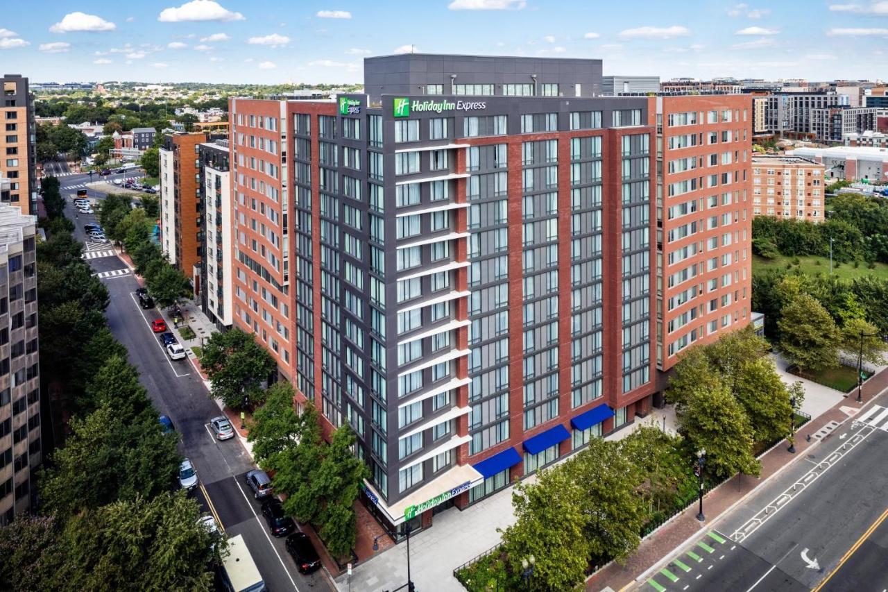Holiday Inn Express Washington Dc Downtown By Ihg Exterior photo