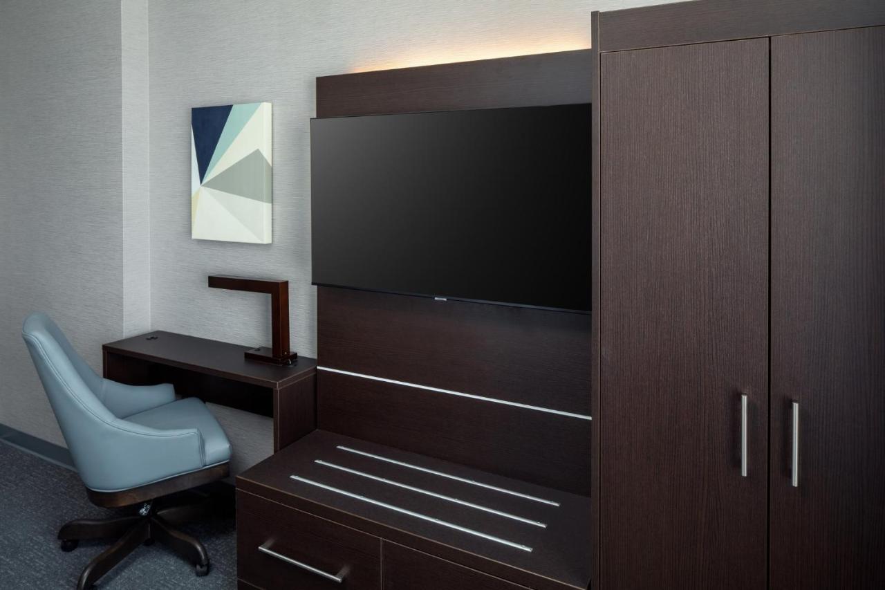 Holiday Inn Express Washington Dc Downtown By Ihg Exterior photo